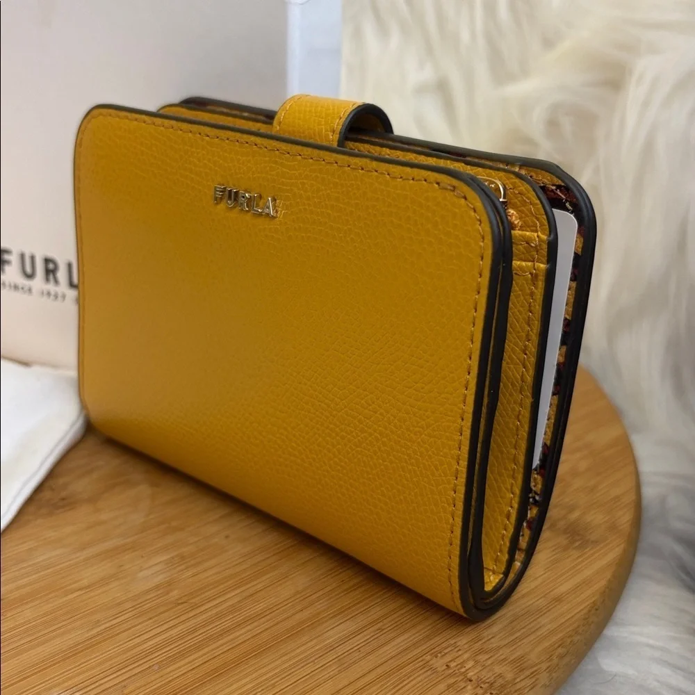 Furla | Babylon Saffiano Leather Compact Trifold Zip Around Flap Snap Wallet NIB